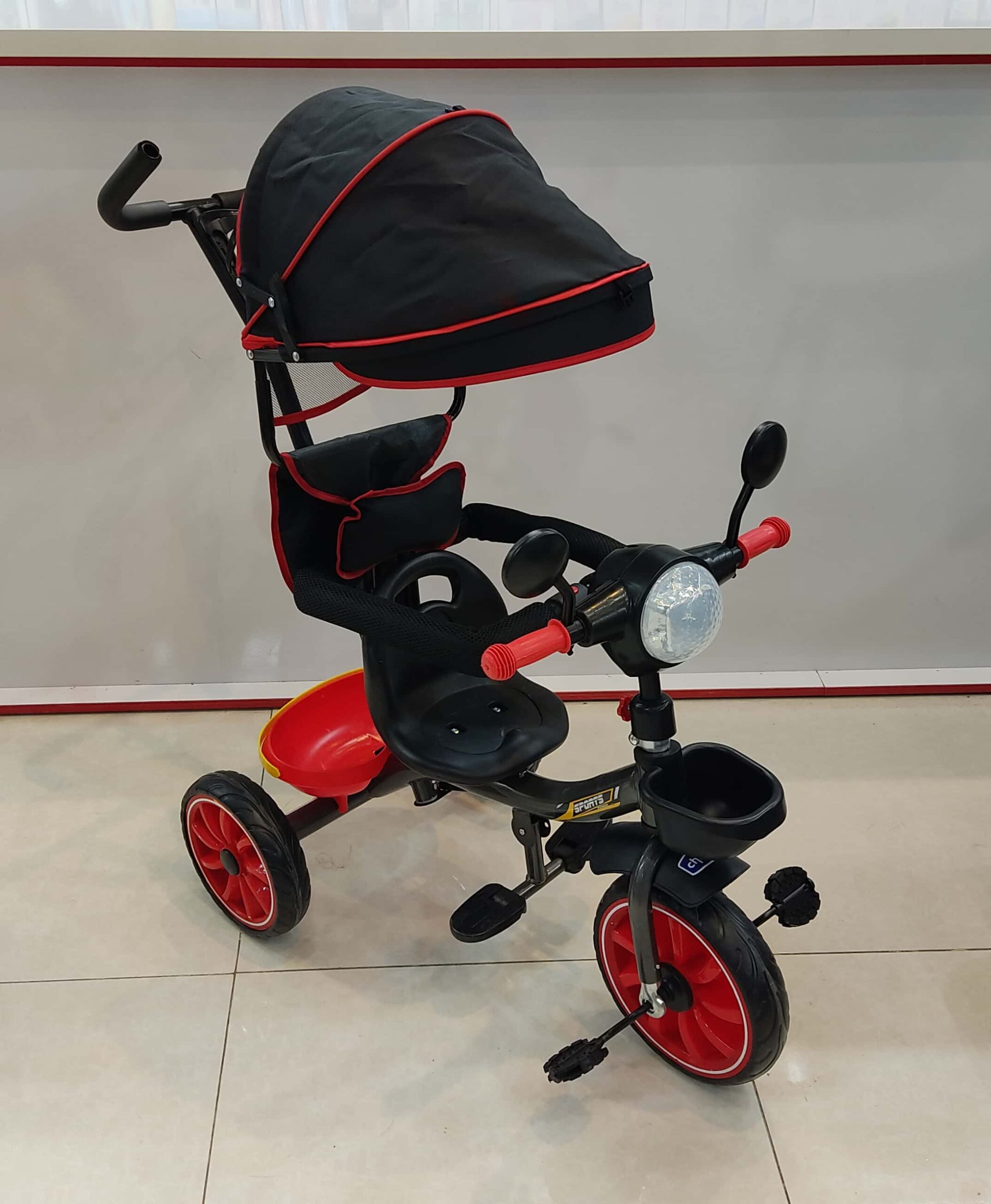 سه چرخه موزیکال سایبان دار