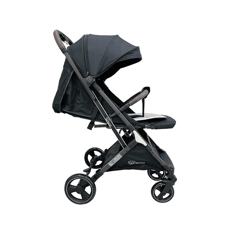 کالسکه مسافرتی و هواپیمایی بویی boyi