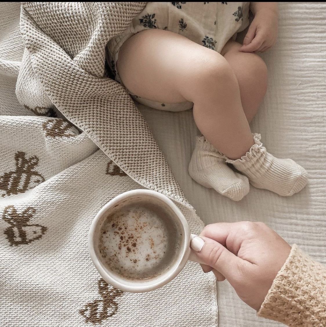 قهوه در بارداری؛ چه مقدار مجاز است و چه زمانی خطرناک می‌شود؟