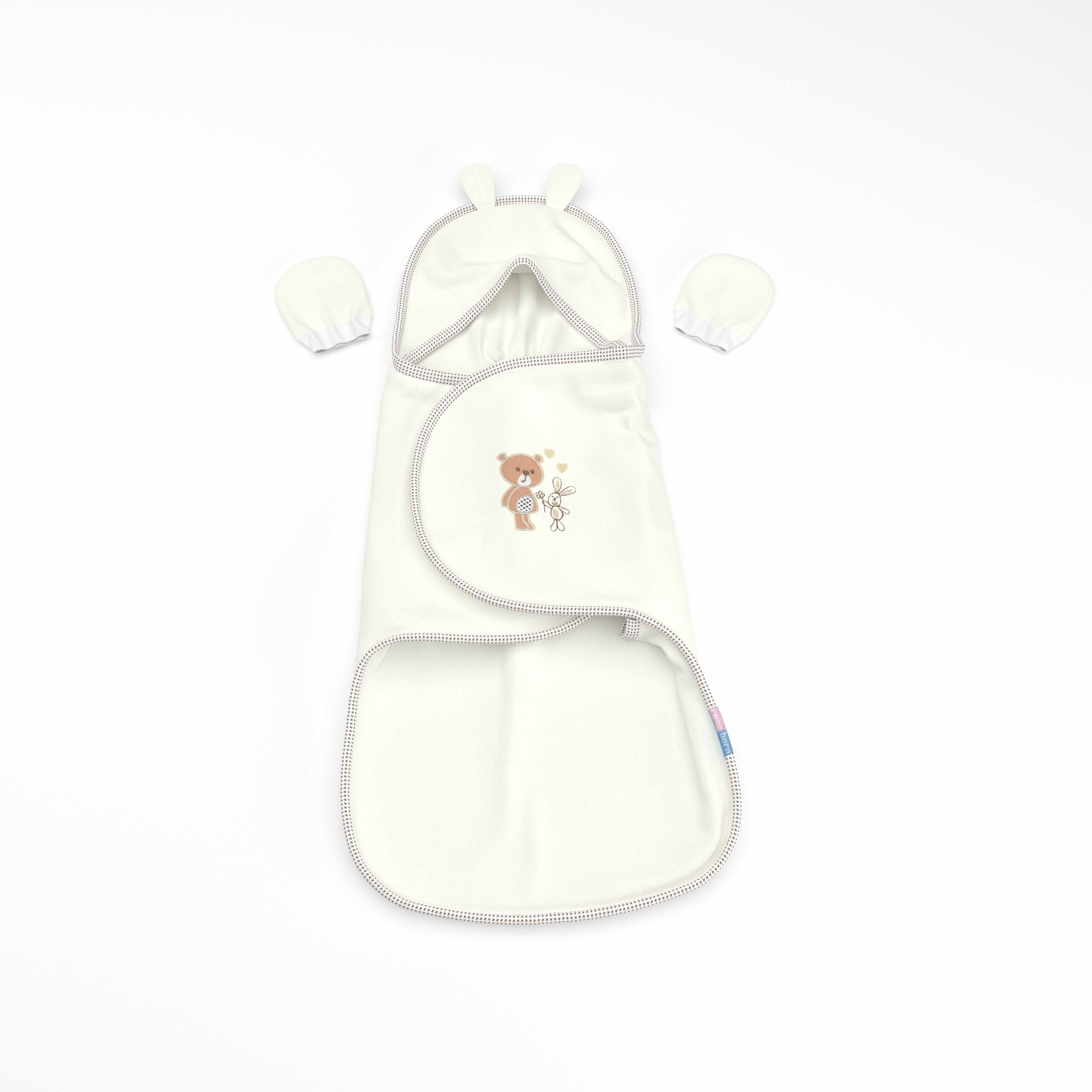 قنداق چسبی گلدوزی Bear And Kite رزبرن