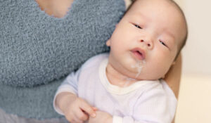 مشکلات تغذیه نوزاد با شیر